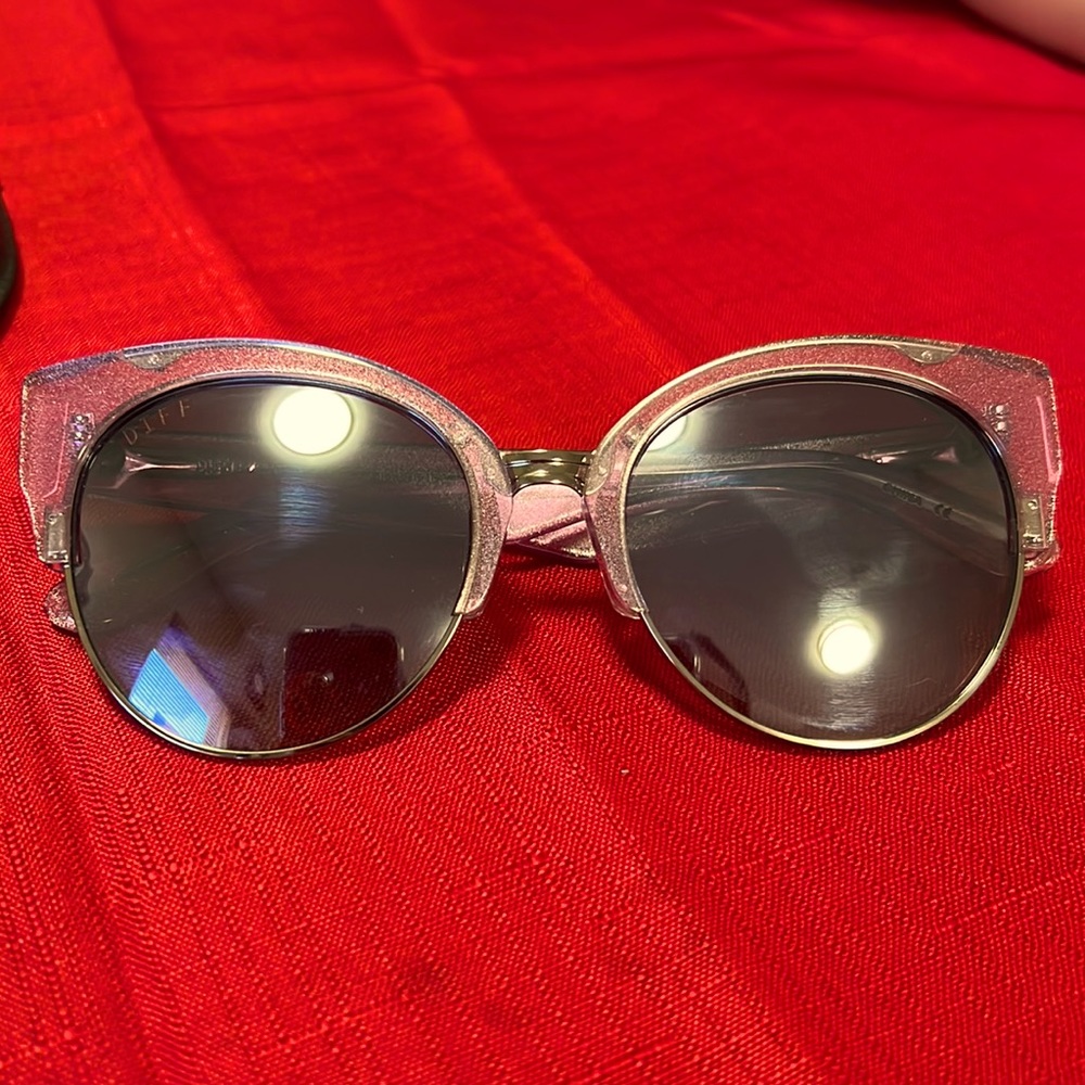 Diff Sunglasses Purple Iridescent